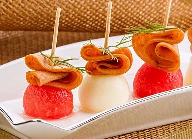 Pepperoni Fruit Hors d'oeuvre