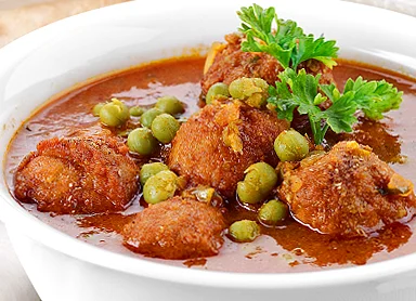 Kofta with Green Peas