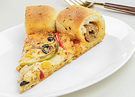 Kafta Kabab Crust Pizza