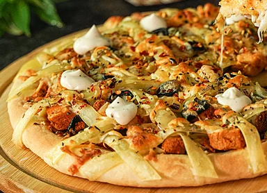 Fettuccine Pasta Pizza