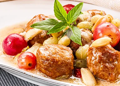Kofta with Glazed Fruits